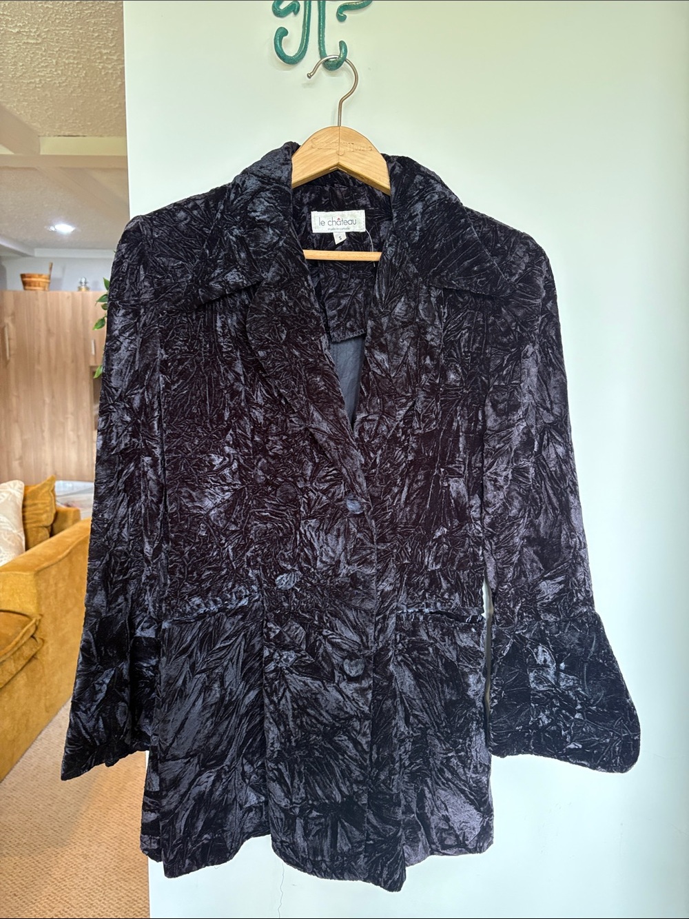 Le Château Made in Canada Black Crushed Velvet Blazer Jacket Size S